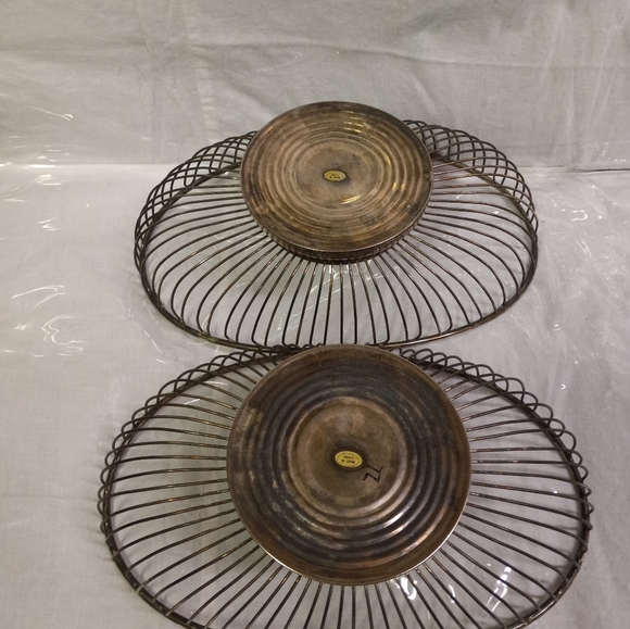 2 Vintage Oval Silver-Plated Bread/Fruit Wire Baskets Holiday, Dining Serveware - Picture 2 of 4